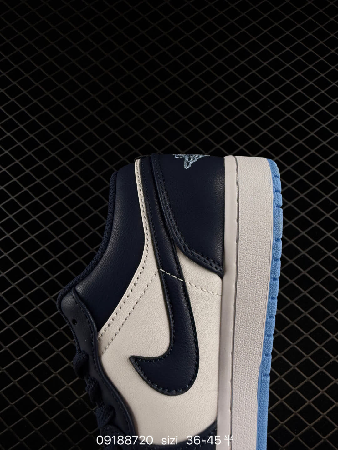 Nike Air Jordan 1 Low-553558-404